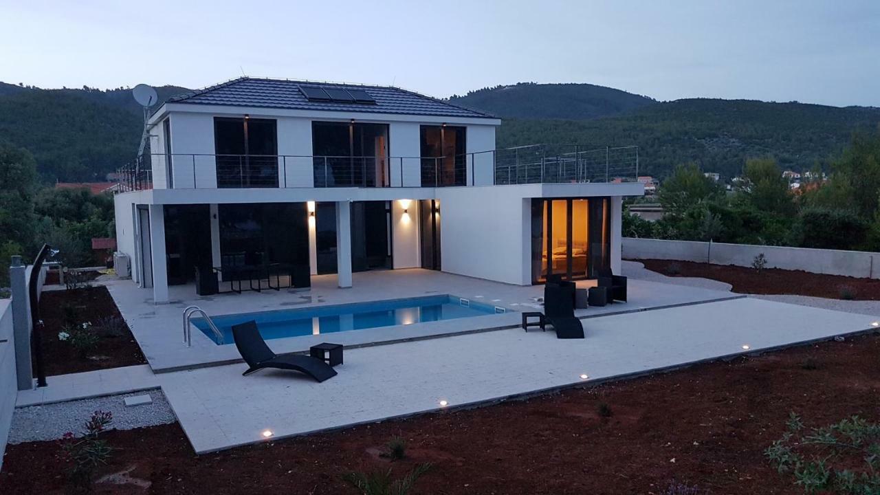 Seaside Villa At Prizba Exteriér fotografie